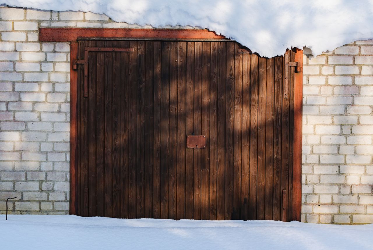 Garage door service in Naples, FL